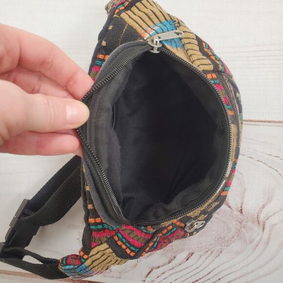 Forever 21 Embroidered Fanny Pack Belt Bag Black Tan Multi - Picture 9 of 13